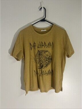 Medium Maurice’s Def Leppard Yellow Short
